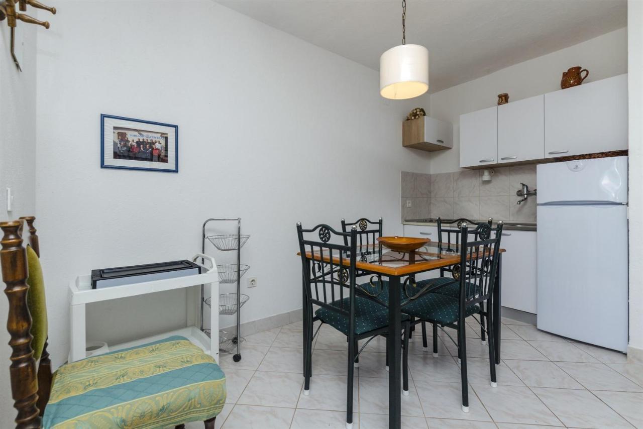 Apartments Dvornik Mirce Extérieur photo